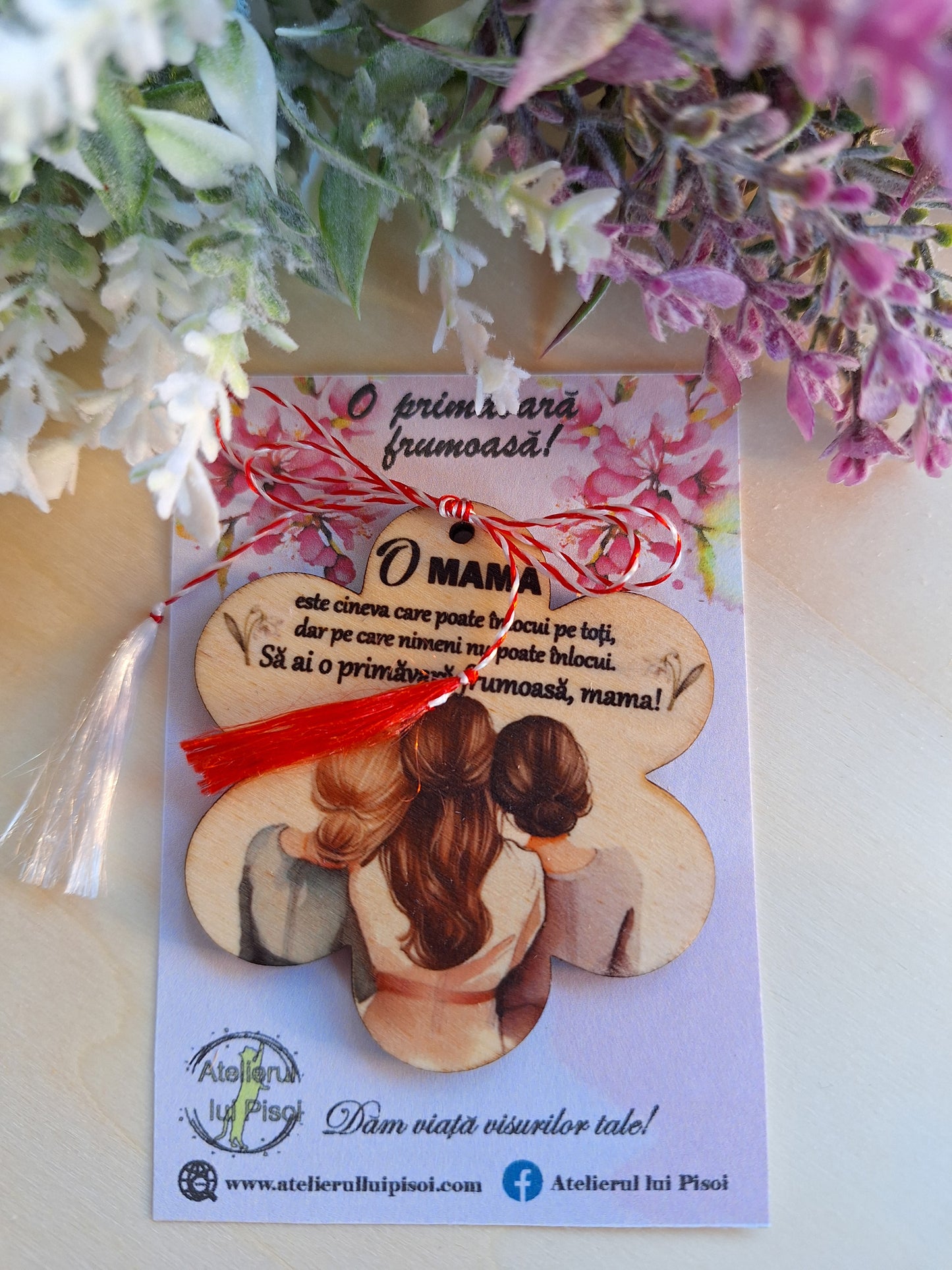 Martisor personalizat lemn -Mama cu 2 fete-ALTP 21