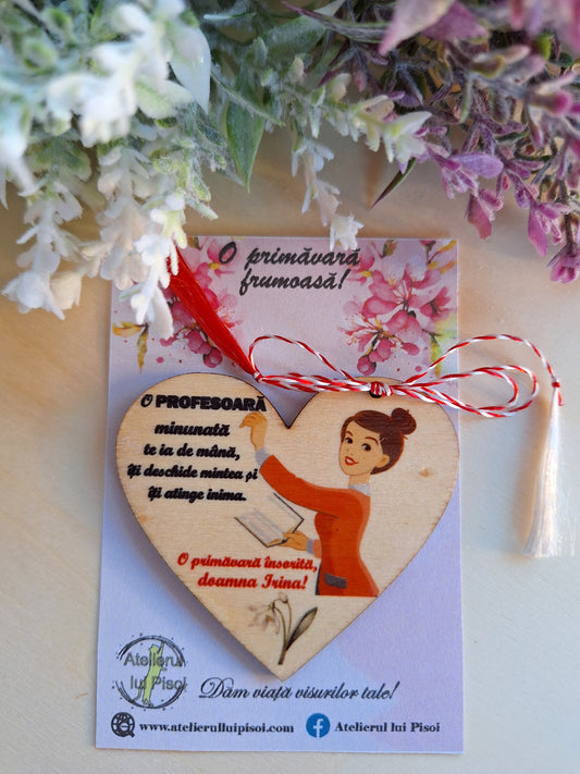 Martisor personalizat lemn -Educatoare/Invatatoare-ALTP 2