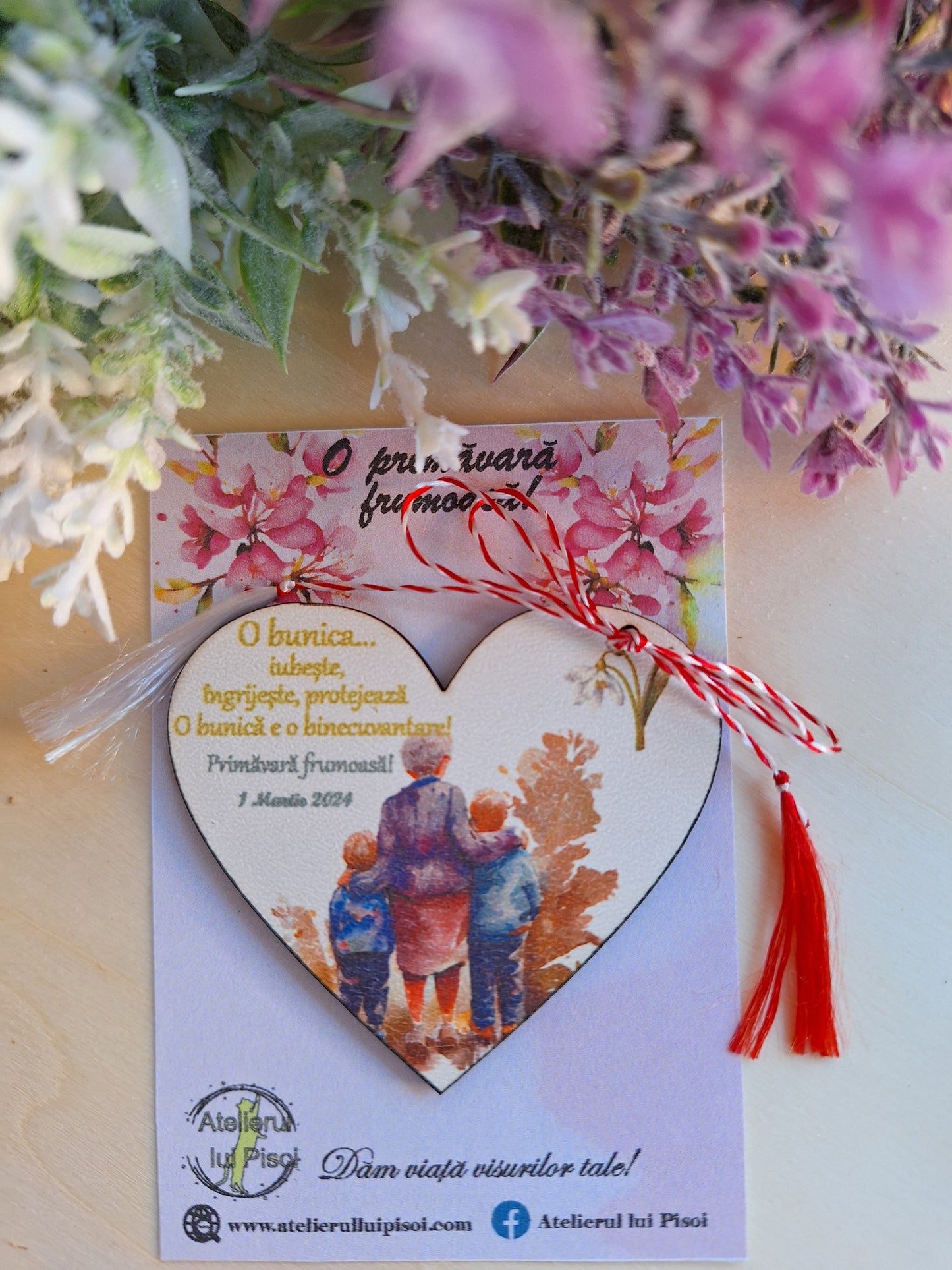 Martisor personalizat lemn-Bunica cu nepoti-ALTP 16