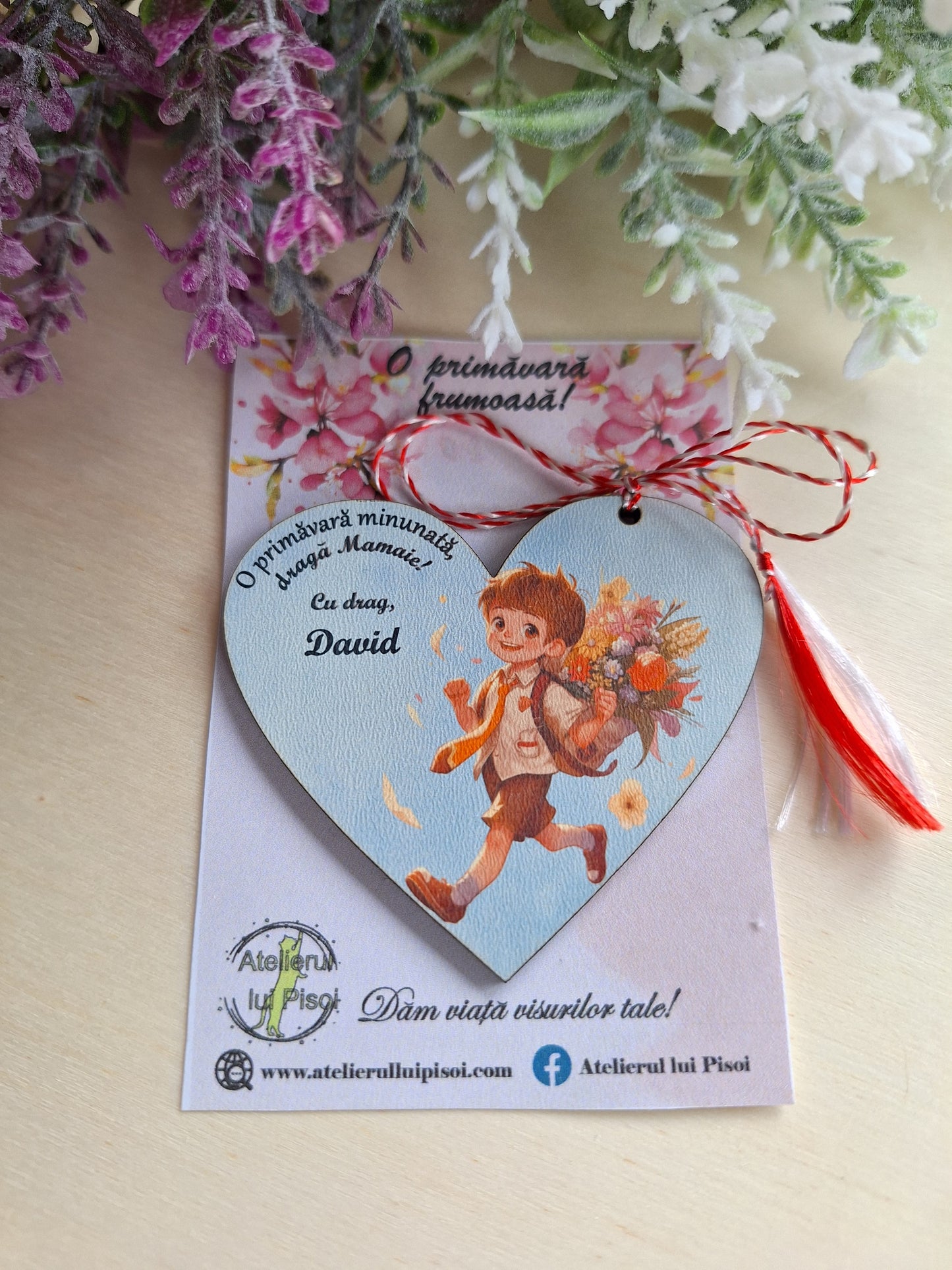 Martisor personalizat lemn pentru educatoare - ALTP 10