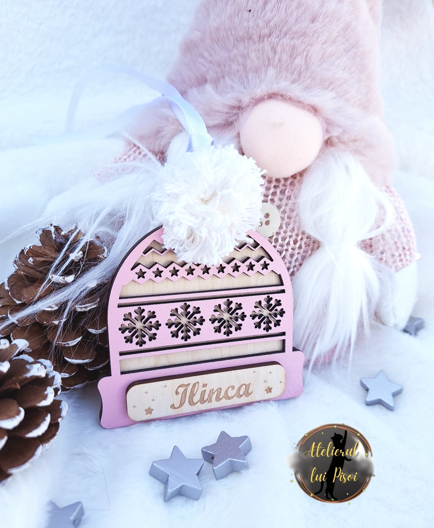 Glob din lemn personalizat cu nume- Warm&Cozy-v2-ALTP 65