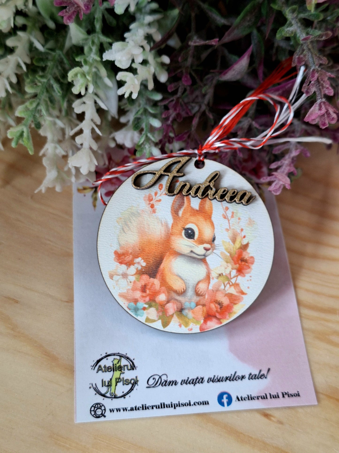 Martisor personalizat lemn- Veverita- ALTP 50