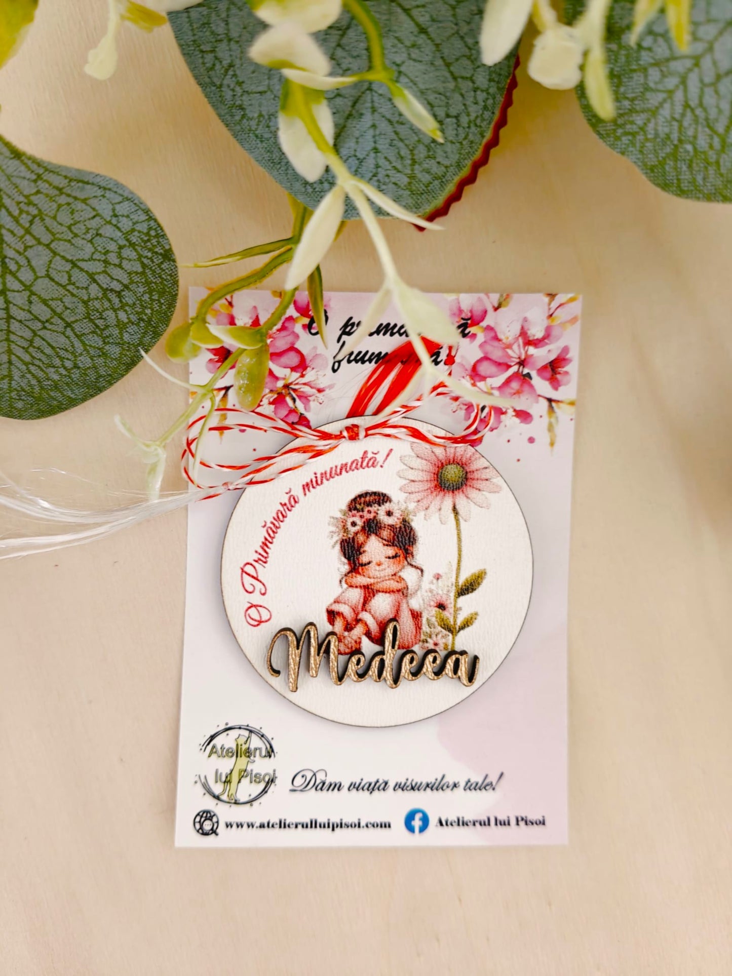 Martisor personalizat lemn-Dreamy girl- ALTP 66