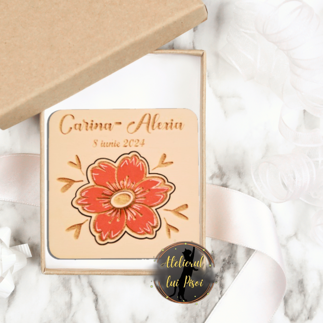 Marturie gravata din lemn-model Floare ALTP 08