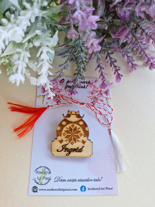 Martisor lemn personalizat Buburuza ALTP 9