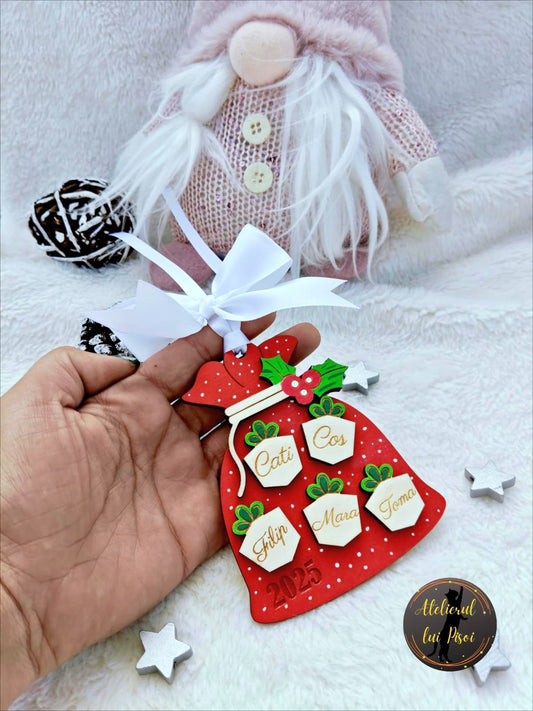 Glob din lemn personalizat Santa`s gifts- ALTP 96