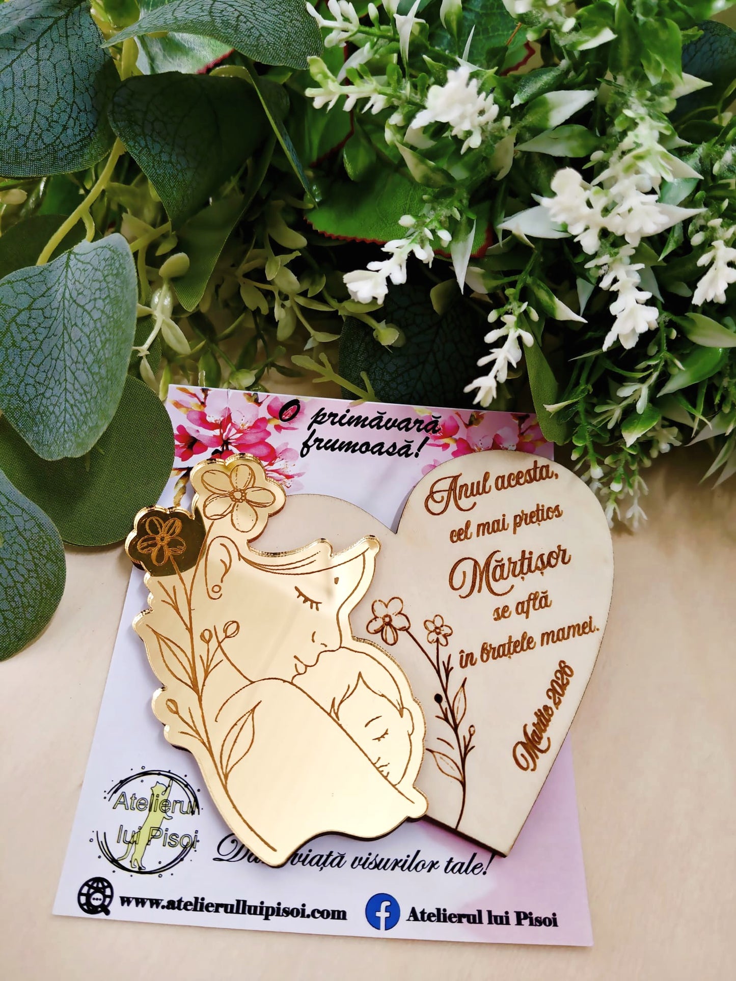 Martisor personalizat din lemn tip placheta-Mama-ALTP 15