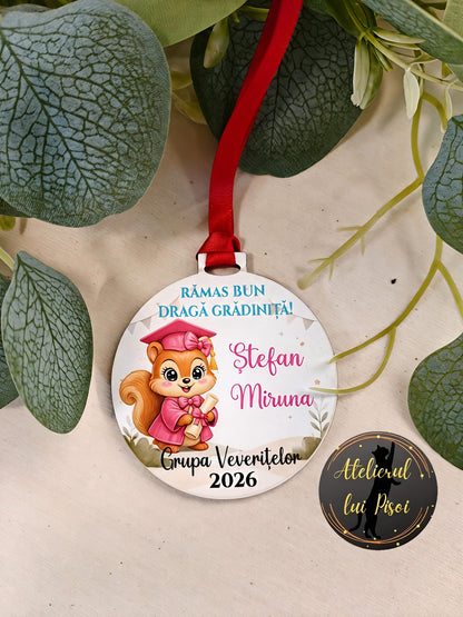 Medalie personalizata absolvire-Veverite-ALTP12