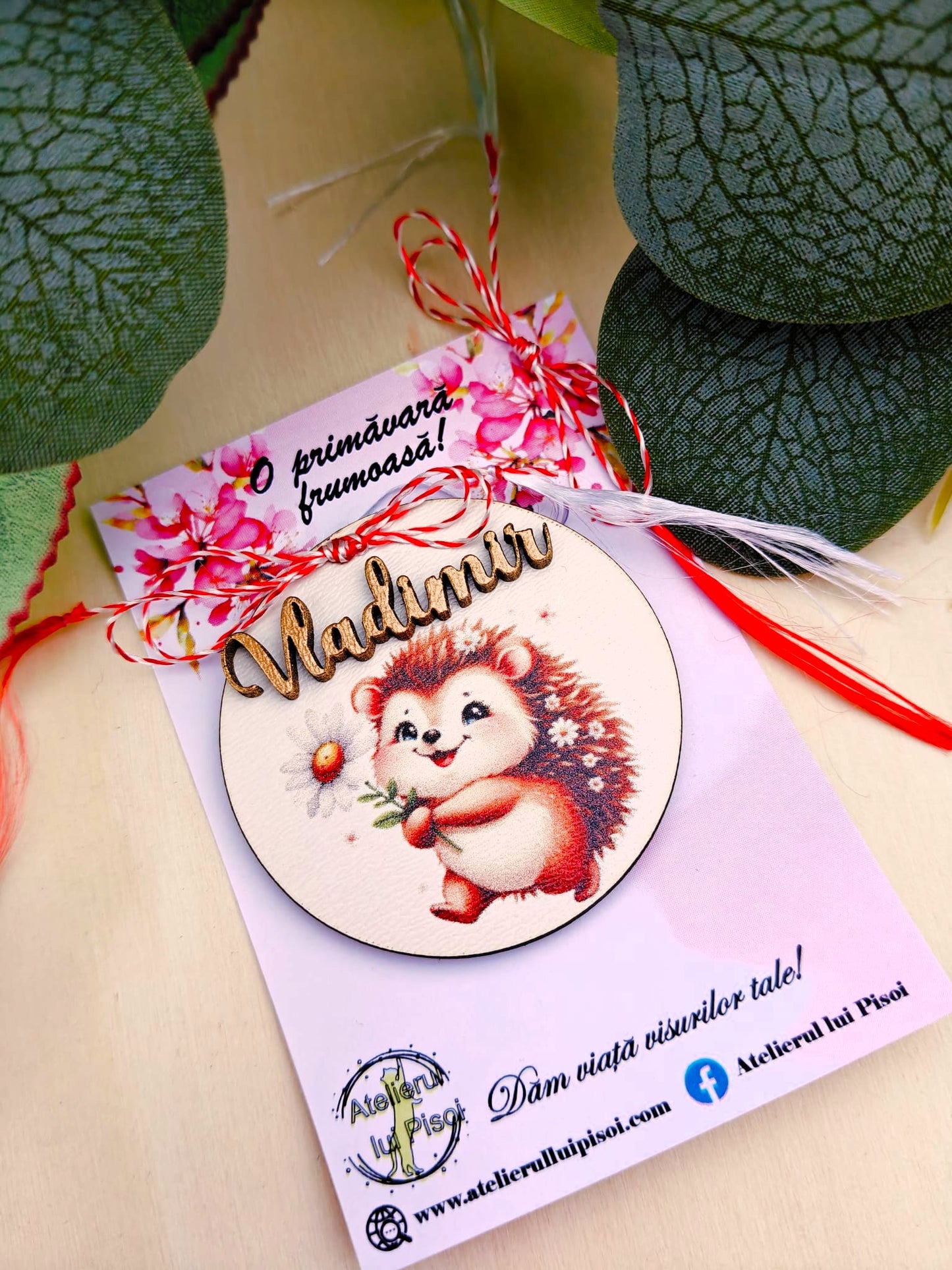 Martisor personalizat lemn-Arici- ALTP 64