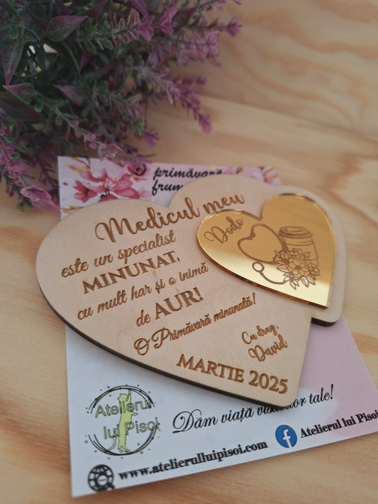 Martisor din lemn tip placheta-Medic-ALTP 2